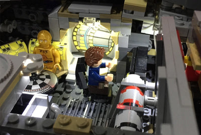 Light kit 75192 and  05132  Star War Falcon Millennium Building Blocks  Model (not include blocks set)