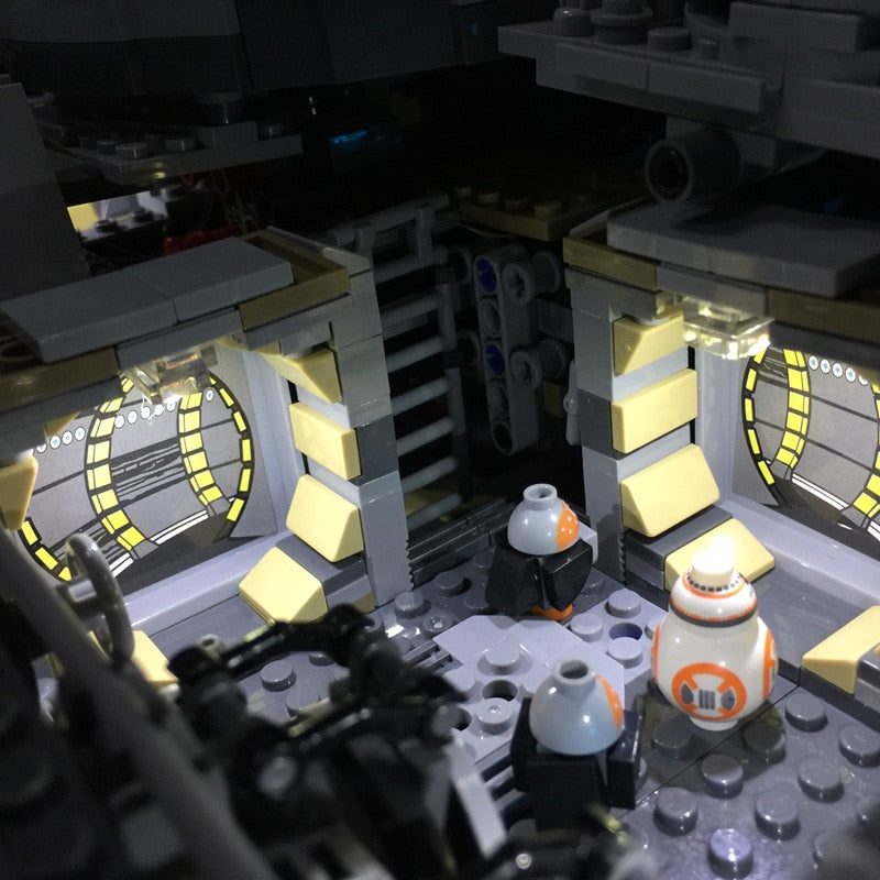 Light kit 75192 and  05132  Star War Falcon Millennium Building Blocks  Model (not include blocks set)