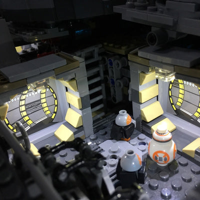 Light kit 75192 and  05132  Star War Falcon Millennium Building Blocks  Model (not include blocks set)