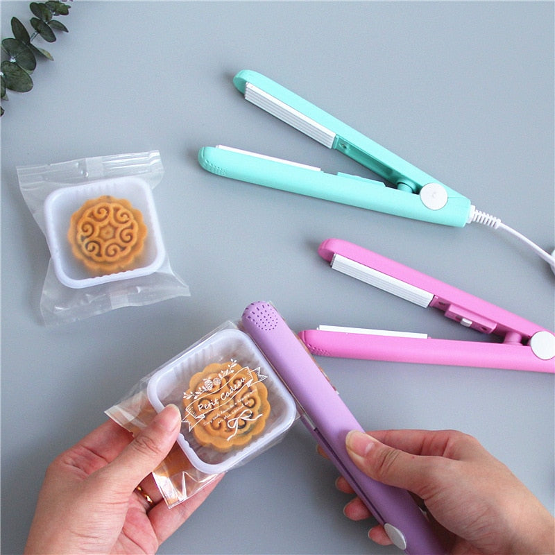 Vacuum Sealer Mini Portable Electric Heat Sealing Machine